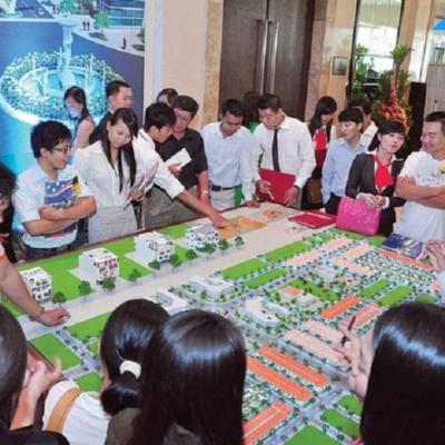 Diễn biến trái ngược tại thị trường địa ốc 2 thành phố lớn